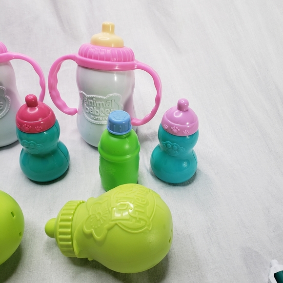 12 Pretend Baby Animal Feeding Bottles Toys - Picture 4 of 4